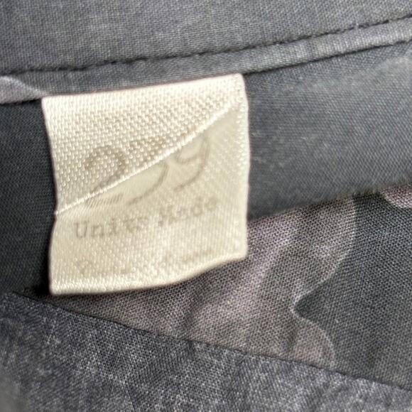 Descendant of Thieves Floral Long Sleeve Button Down Shirt Size Ash Black Size L - Picture 10 of 12